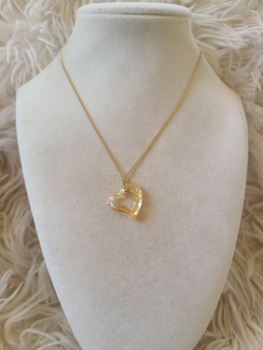 Swarovski Gold Plated Heart Crystal Pendant Necklace- Excellent Vintage Conditio